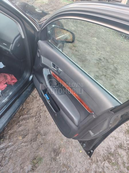Audi A6 2.4 2005. god. -  kompletan auto u delovima