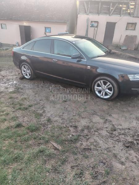 Audi A6 2.4 2005. god. -  kompletan auto u delovima