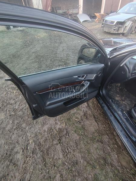Audi A6 2.4 2005. god. -  kompletan auto u delovima
