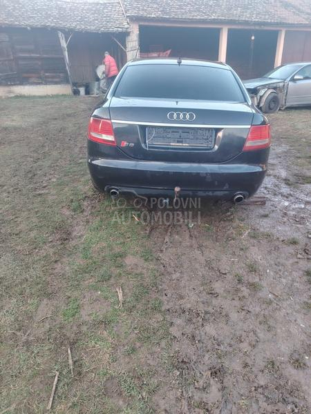 Audi A6 2.4 2005. god. -  kompletan auto u delovima