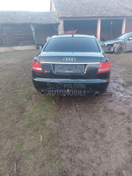 Audi A6 2.4 2005. god. -  kompletan auto u delovima