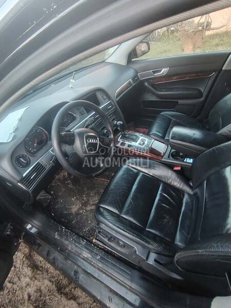 Delovi za Audi A6 2.4 2005. god.