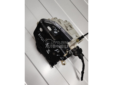 Prednja leva brava elektronska za Audi A3