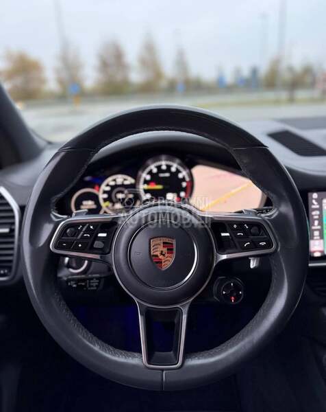 Porsche Cayenne CAYENNE E HYBRID