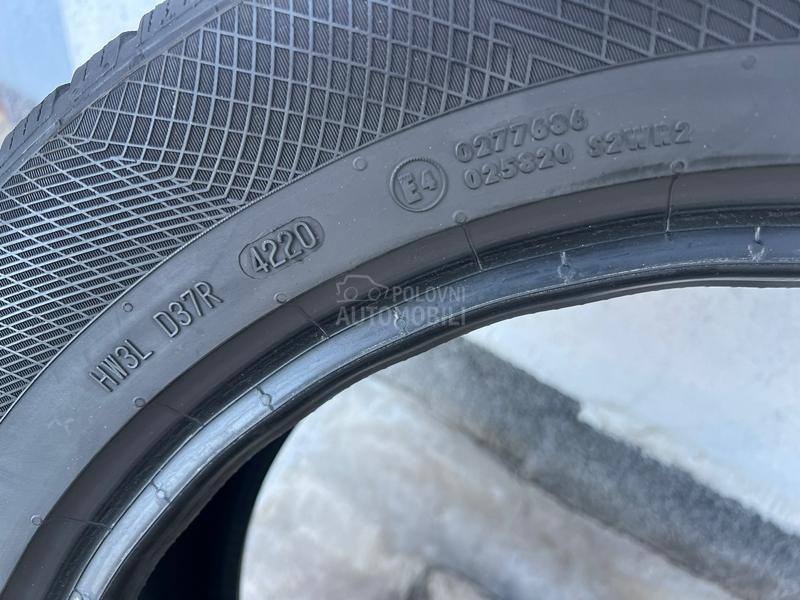 Continental 235/55 R18 Zimska