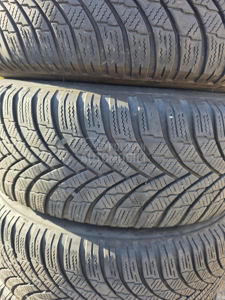 Firestone 195/65 R15 Zimska