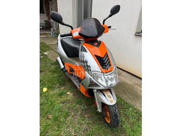 Kymco Super 9 Sport