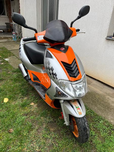 Kymco Super 9 Sport