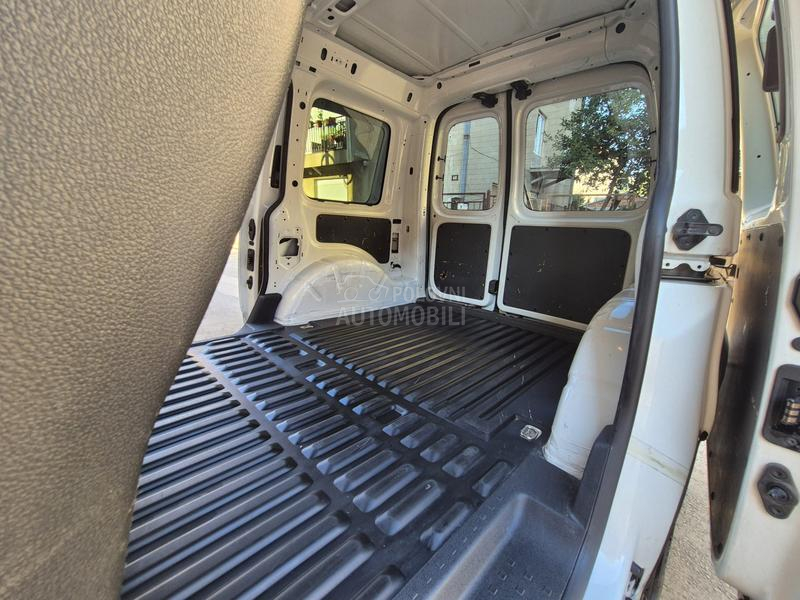 Volkswagen Caddy 2.0TDI Nav/Temp/ACC