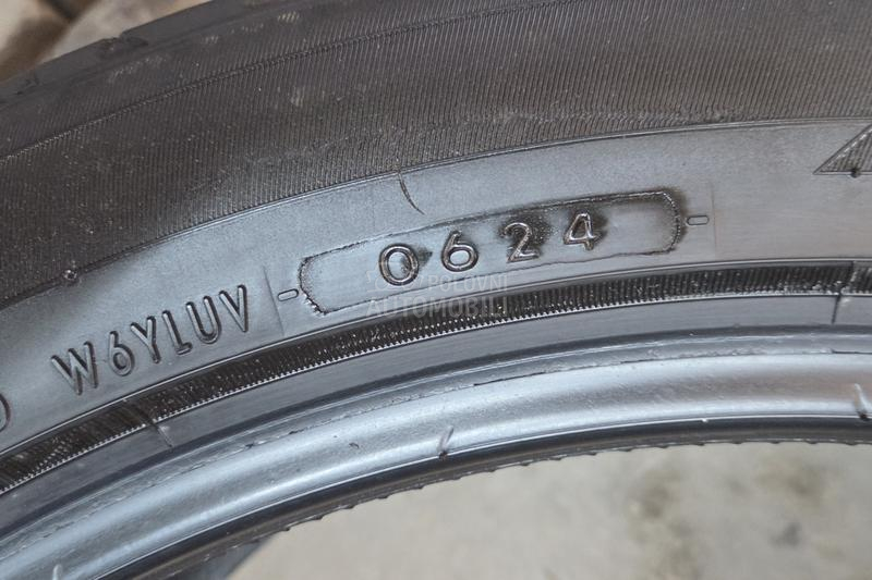 Yokohama 315/35 R21 Letnja