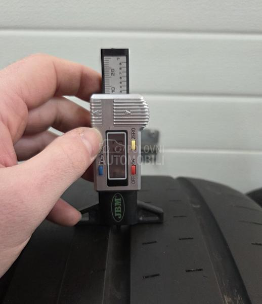 Yokohama 315/35 R21 Letnja