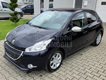 Peugeot 208 1.2 Style NOV