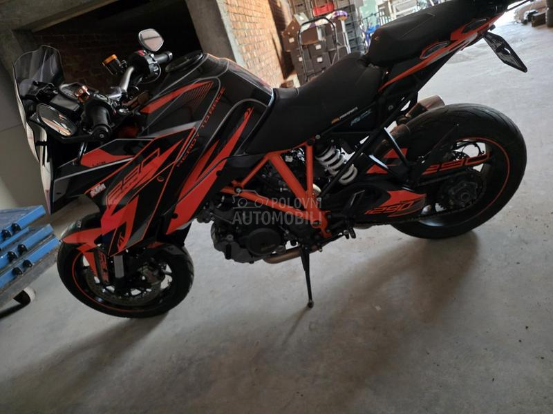 KTM 1290 GT super duke