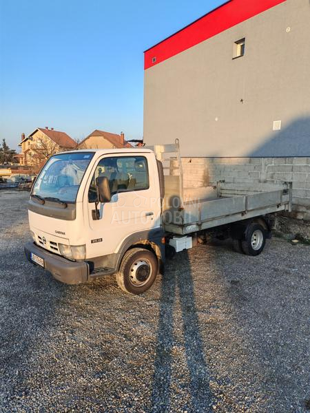 Nissan Cabstar