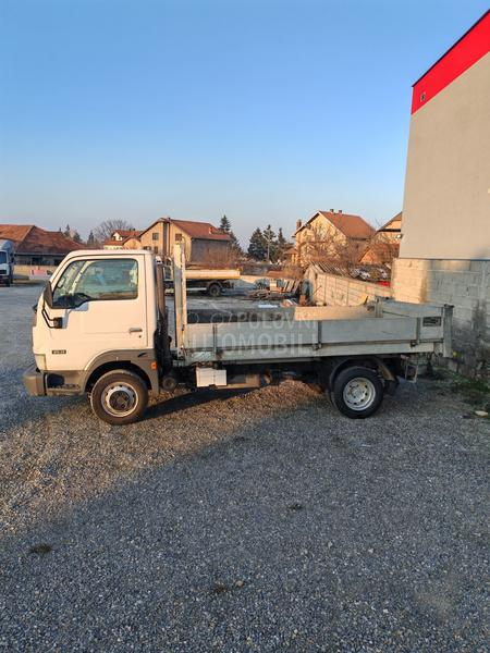 Nissan Cabstar