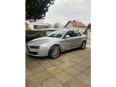 Alfa Romeo 159 2.2 JTS