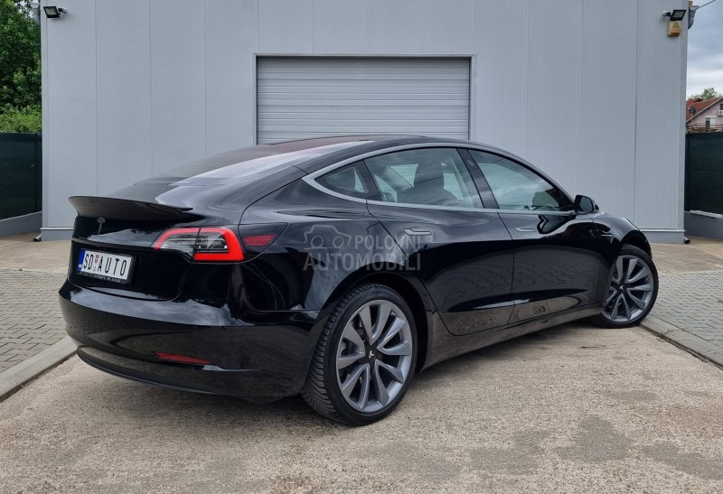 Tesla Model 3 Long Range