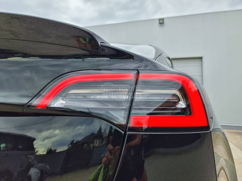 Tesla Model 3 Long Range