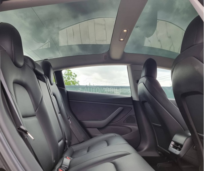 Tesla Model 3 Long Range