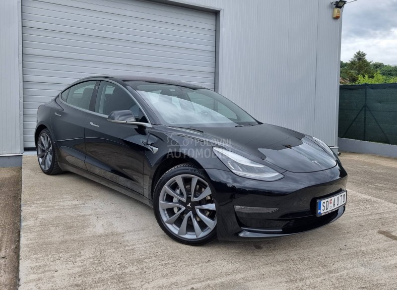 Tesla Model 3 Long Range