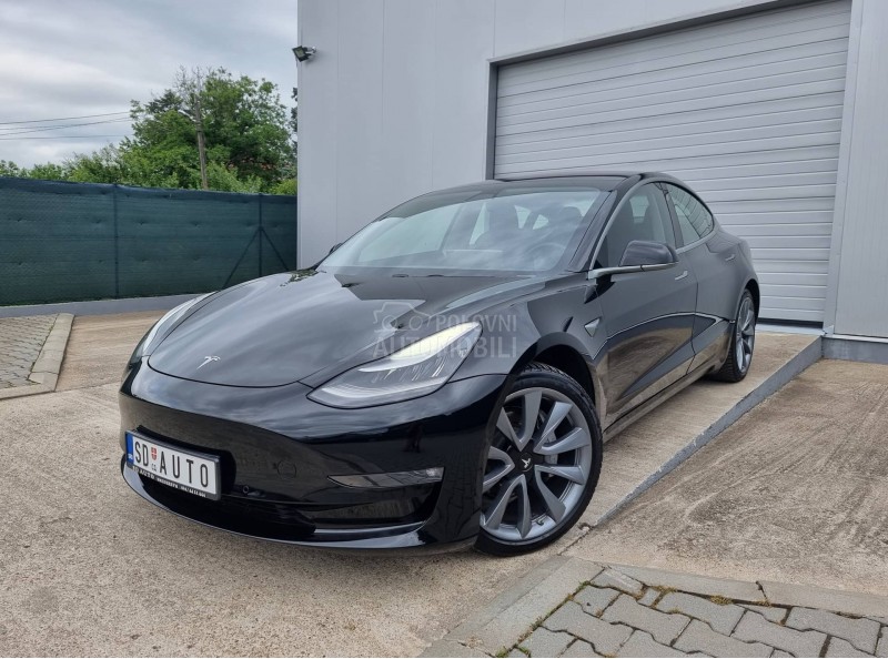 Tesla Model 3 Long Range