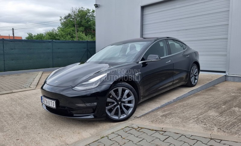 Tesla Model 3 Long Range