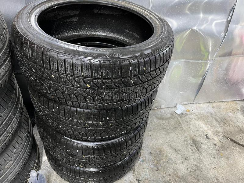 Westlake 235/45 R19 Zimska