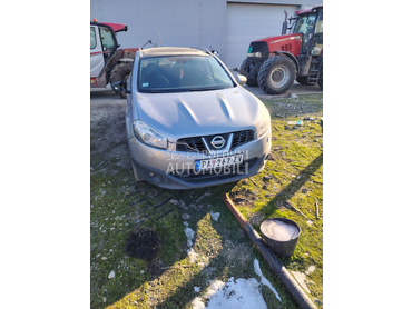 Nissan Qashqai + 2 1.5
