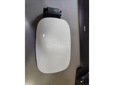 VRATA REZERVOARA za Renault Megane od 2021. do 2025. god.