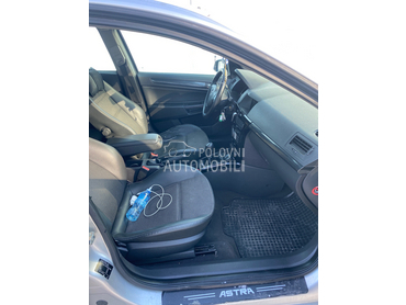 Opel Astra H 