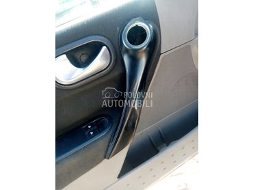 rukohvat za Renault Megane od 2003. do 2008. god.