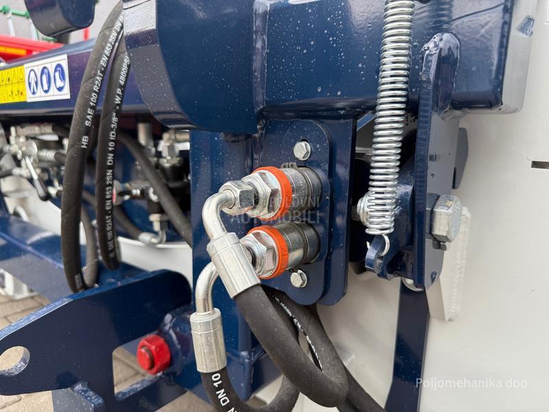 FKMachinery Razbacivač