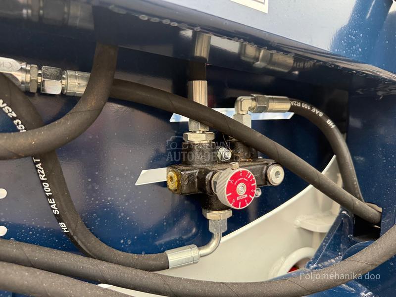 FKMachinery Razbacivač