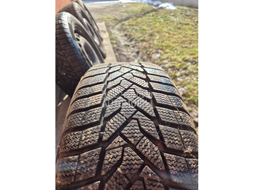Nexen 205/55 R16 Zimska