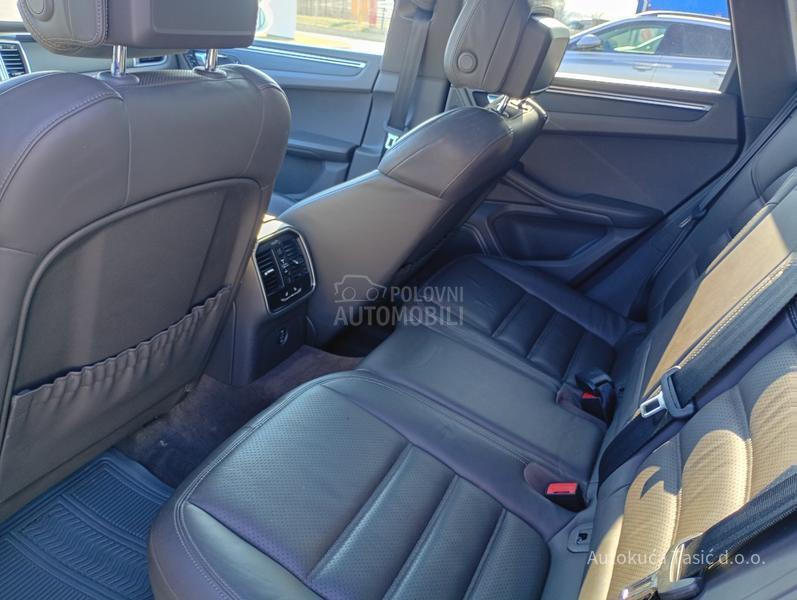 Porsche Macan 2.0 DSG