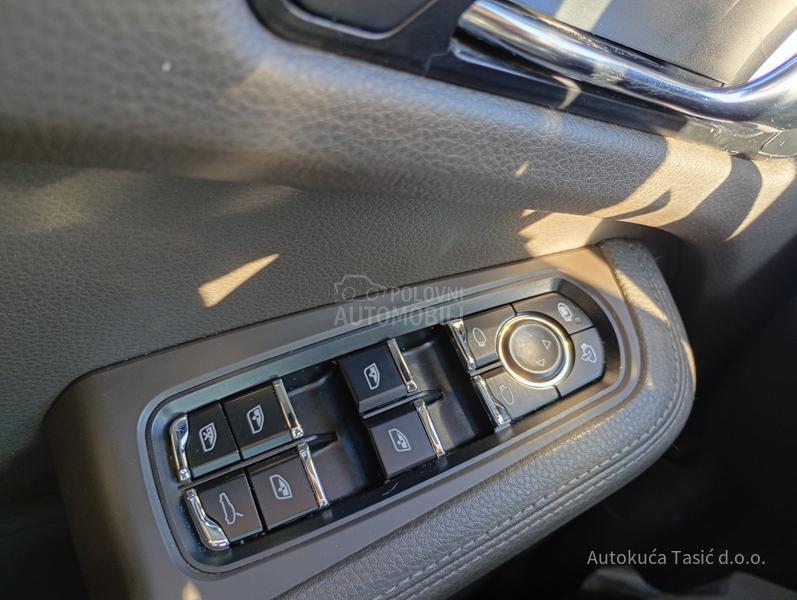 Porsche Macan 2.0 DSG