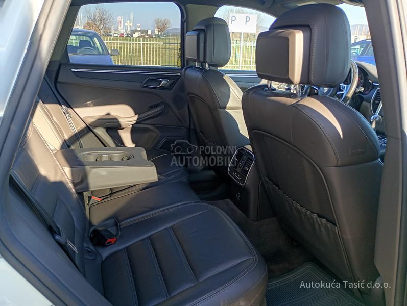 Porsche Macan 2.0 DSG