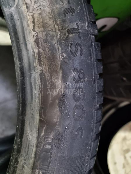 Continental 315/35 R22 Zimska