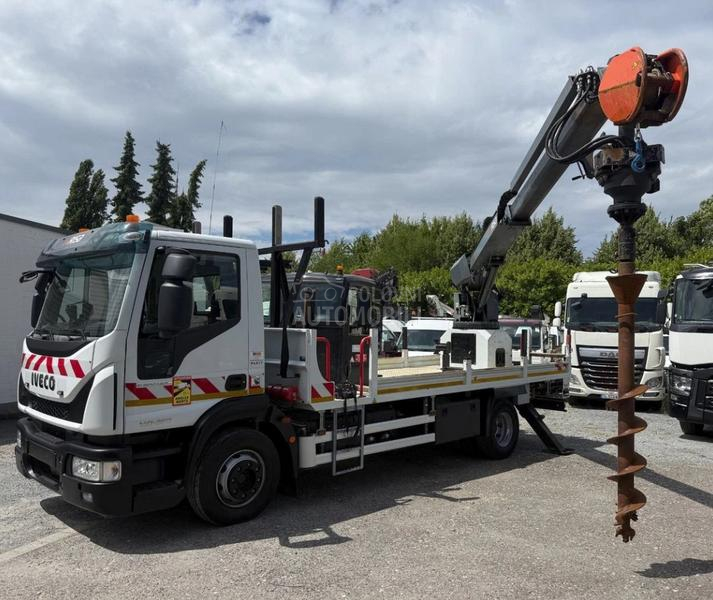 Iveco Bušaća dizalica/LTK319