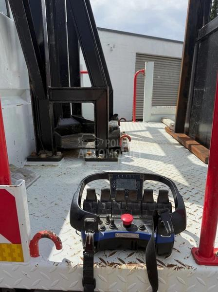 Iveco Bušaća dizalica/LTK319