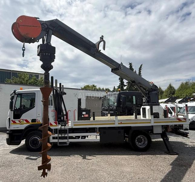 Iveco Bušaća dizalica/LTK319