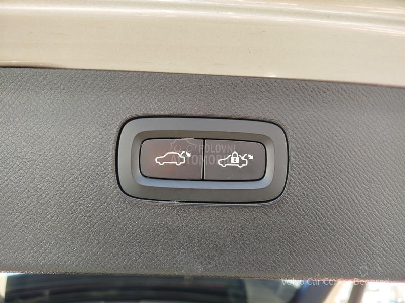 Volvo XC90 B5 AWD CORE