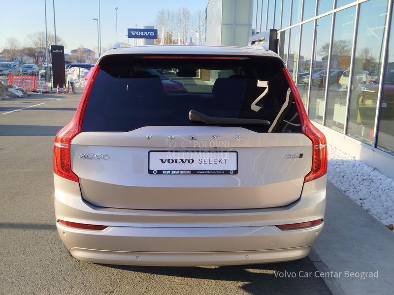 Volvo XC90 B5 AWD CORE