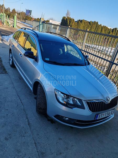 Škoda Superb 