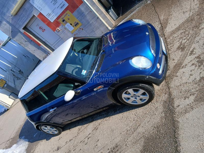 MINI Cooper 