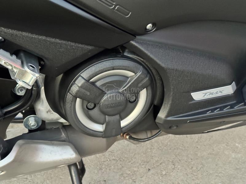 Yamaha T-Max 560