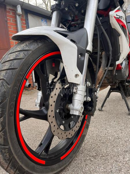 Benelli BN125 BN 125