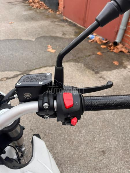 Benelli BN125 BN 125