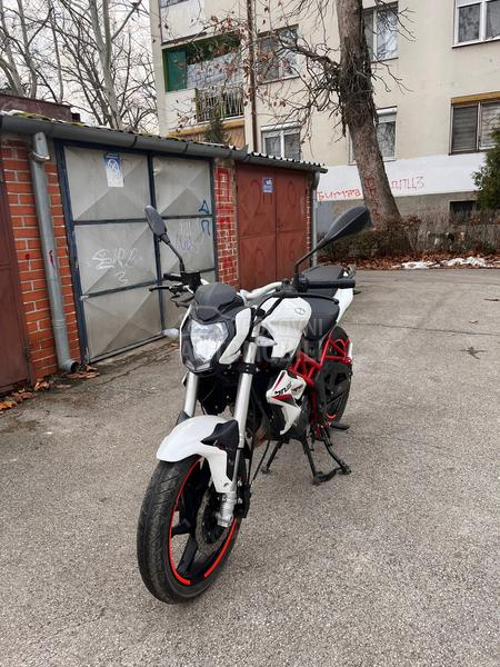 Benelli BN125 BN 125