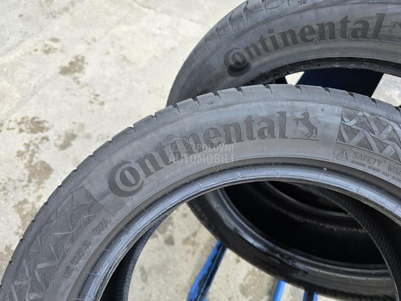 Continental 215/55 R17 Letnja
